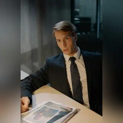罗蔓骐